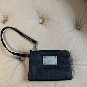 Michael Kors Wristlet